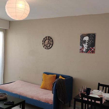Charmant Appartement Proche Melun Centre Ville Eksteriør bilde