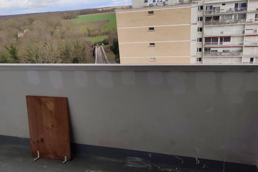Charmant Appartement Proche Melun Centre Ville Eksteriør bilde